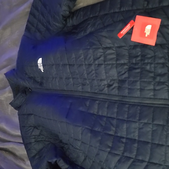 North Face Thermoball jacket - Picture 2 of 2